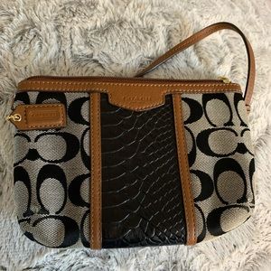 Small Wristlet in Colorblock | COACH